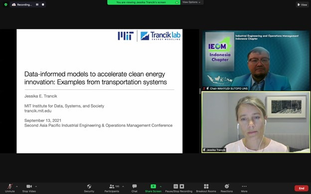 Pembicara Kunci ke-1, Dr. Jessika E. Trancik, the Massachusetts Institute of Technology USA